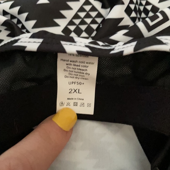 Enjoy the Sunshine Plus Size Tankini Aztec Swim Top - Picture 6 of 9